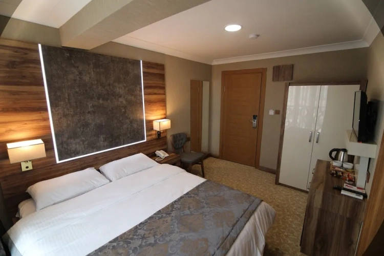 Comfort room