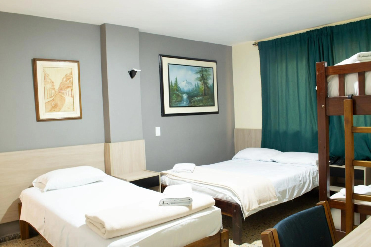 Hotel Caldas Plaza