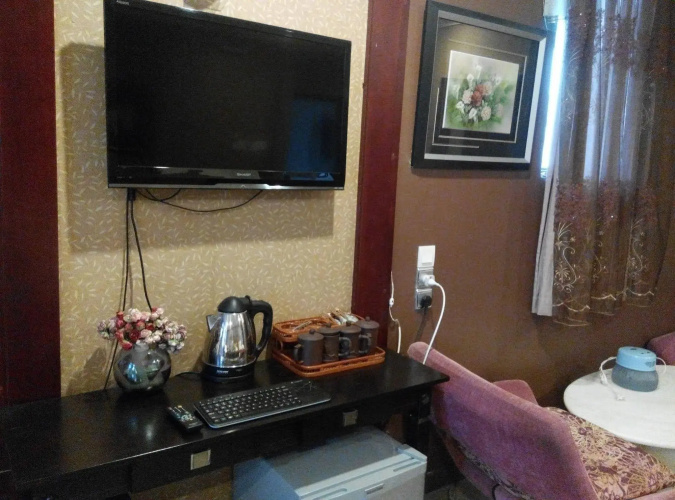Ella Holiday Inn