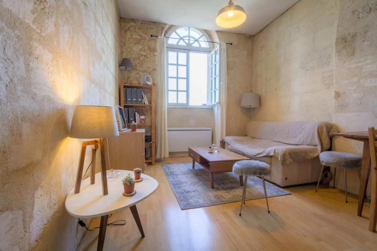 Lovely Flat Overlooking the Garonne