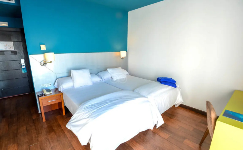 Standard room with sea view