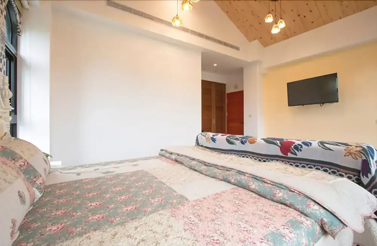 86.88 B&B