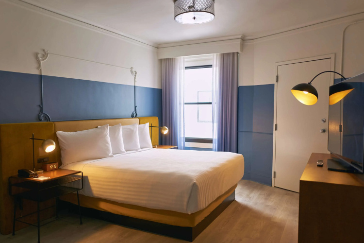 Hotel Julian
