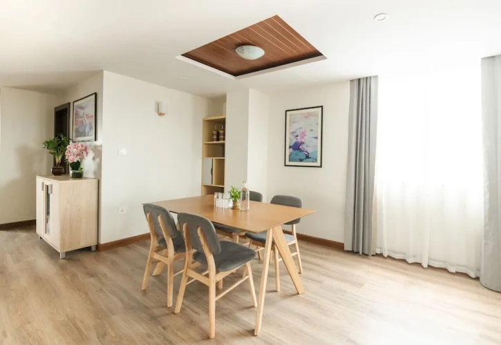 2 Bedrooms Premium Apartment with city view