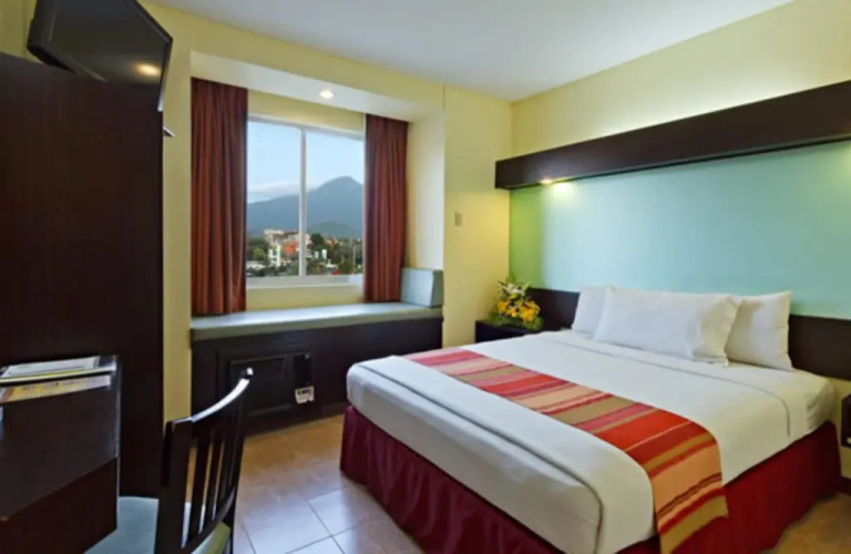 Microtel Inn And Suites Batangas