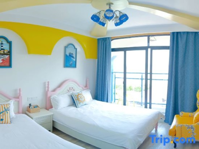 Standard Family room with balcony and with sea view