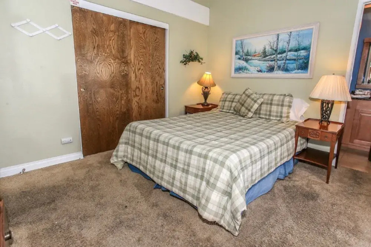 Boulder Bay Lakeside Suite Condo