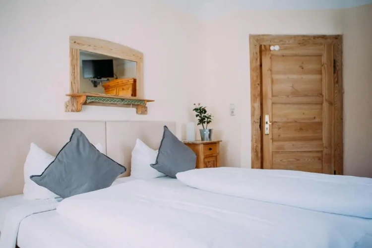 Standard Double room with view