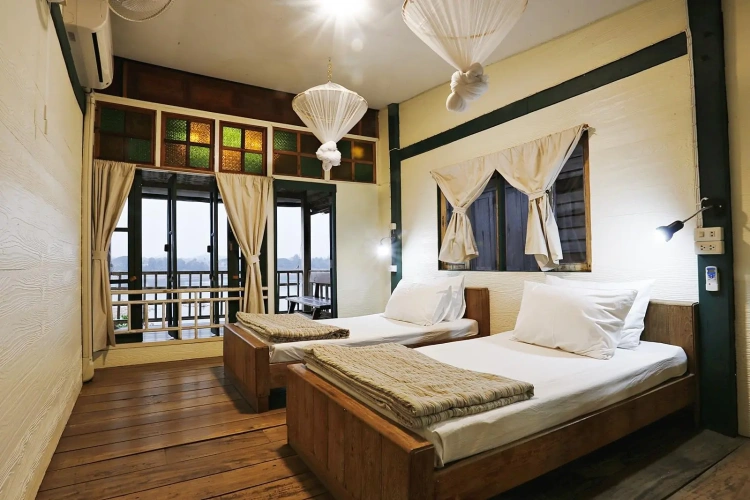 Standard Double room with balcony and with river view