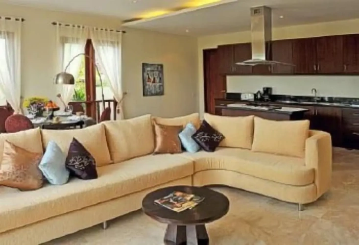 2 Bedrooms Suite with balcony