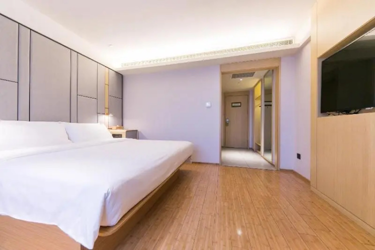 Ji Hotel Xinchang dafosi