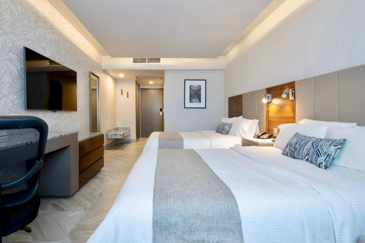 Plaza Diana Hotel