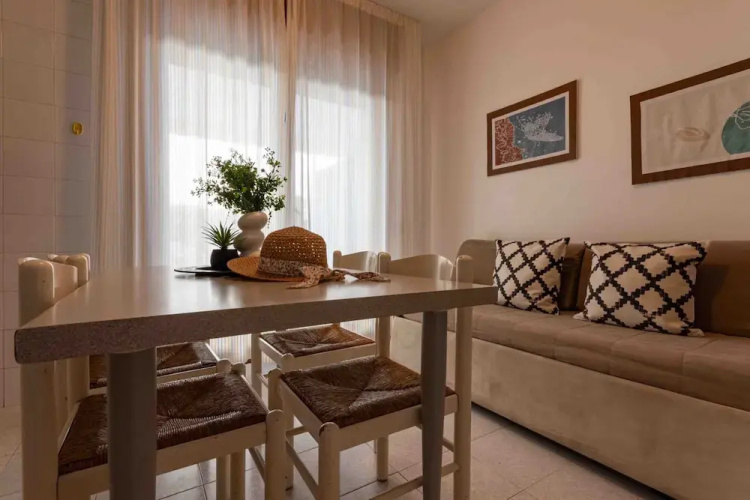 Modern Flat 300 mt From the Beach