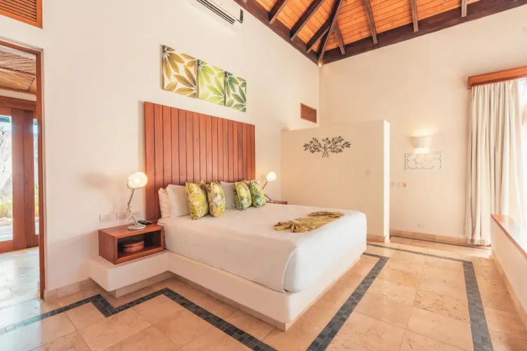 Bungallow 2 People Private Pool and Garden