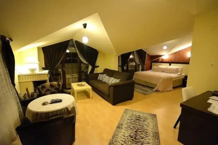Deluxe Twin room with balcony and with sea view