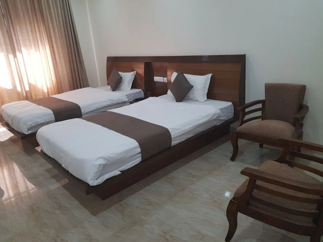 Redlas Inn