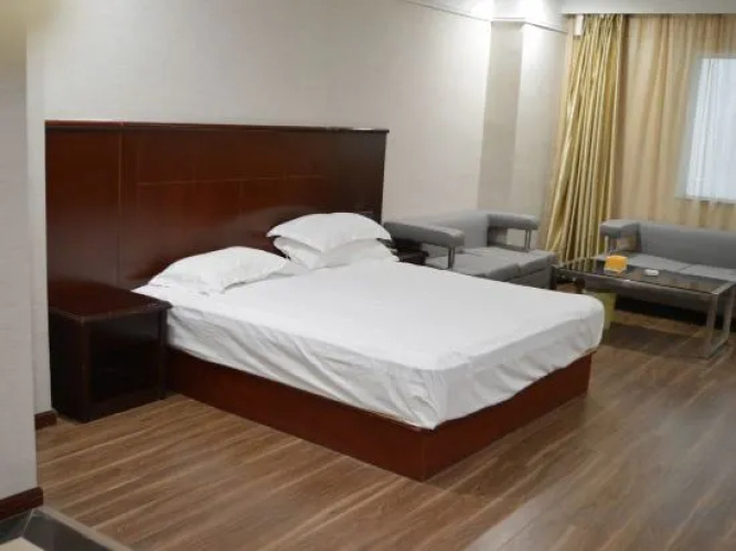 Yijia Business Hostel