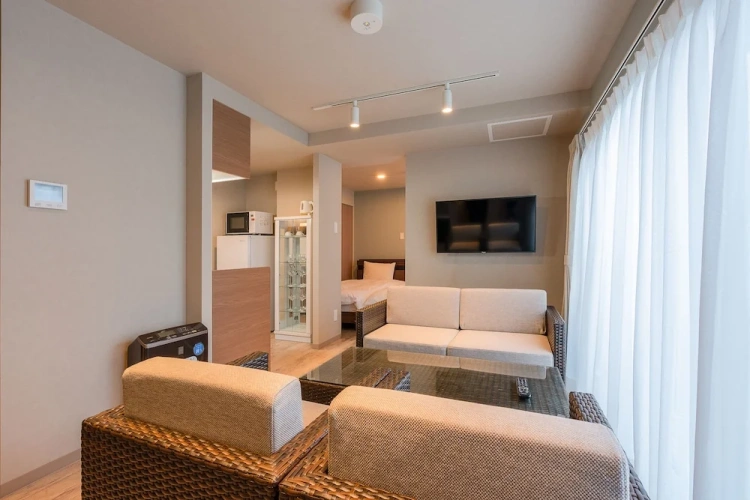 Standard Triple room with balcony