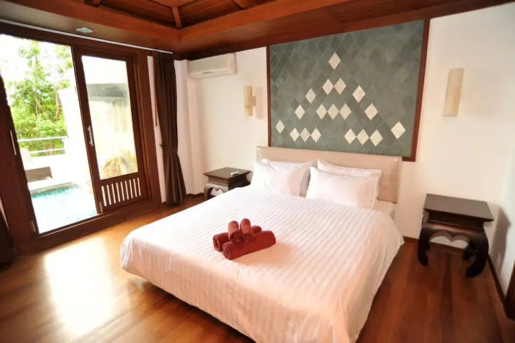 6 Bedroom Sea View Villa Big Buddha