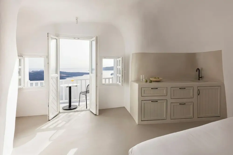 1 Bedroom Deluxe Suite with sea view