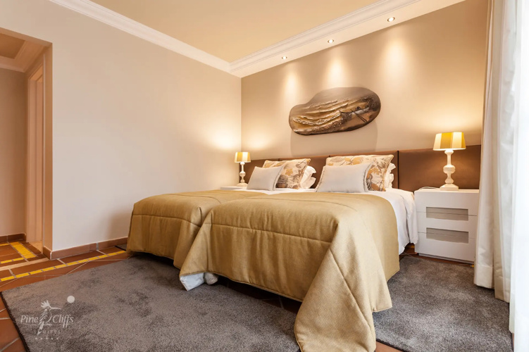 Pine Cliffs Suites