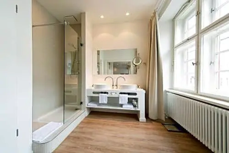Executive Double Suite