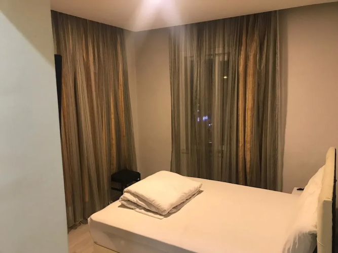 Petek Hotel
