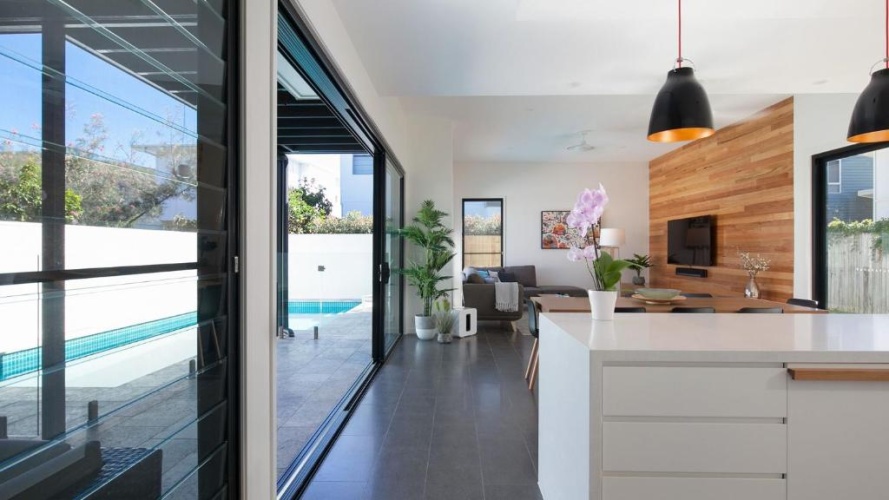 4 Bedrooms Cottage