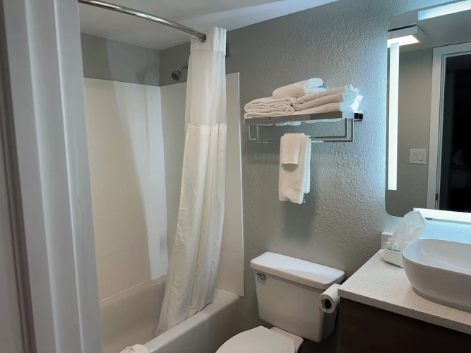 Quadruple Suite