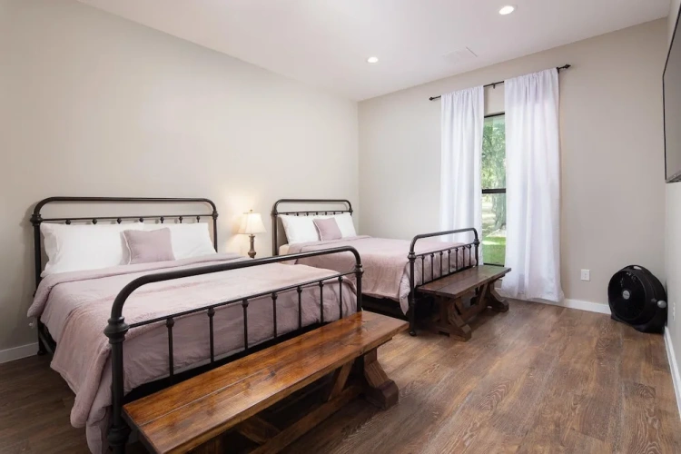 Guest rooms
