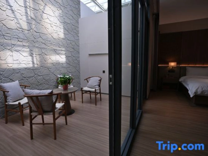 Double Suite with lake view