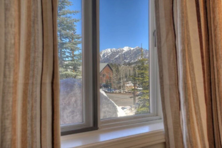 Silverpick Condo 204