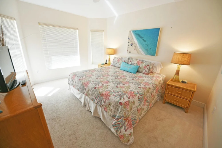 Ocean Sunrise Apartment 5