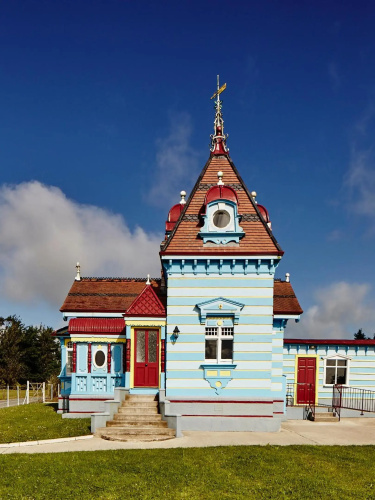 The Dolls House