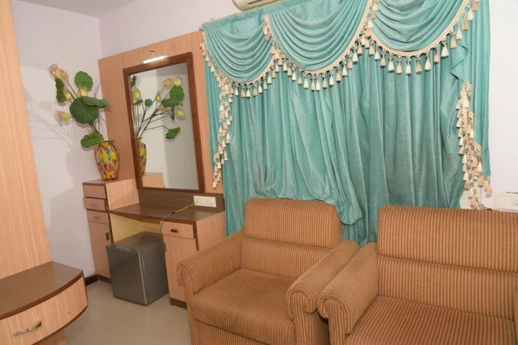 Hotel Rahul