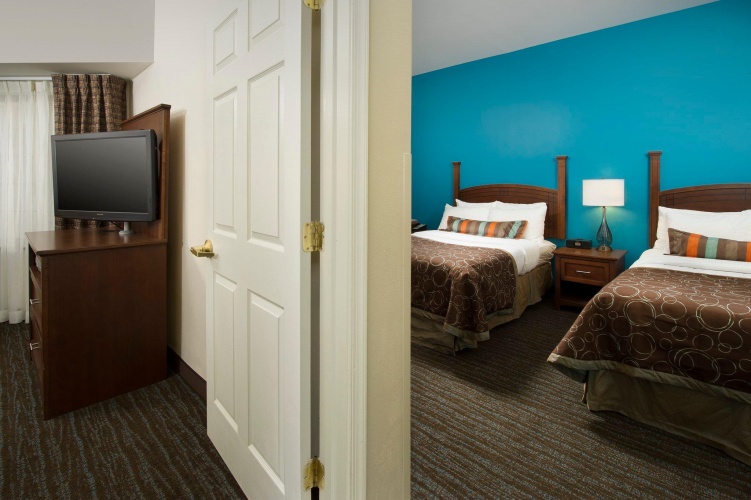 1 Bedroom Quadruple Suite