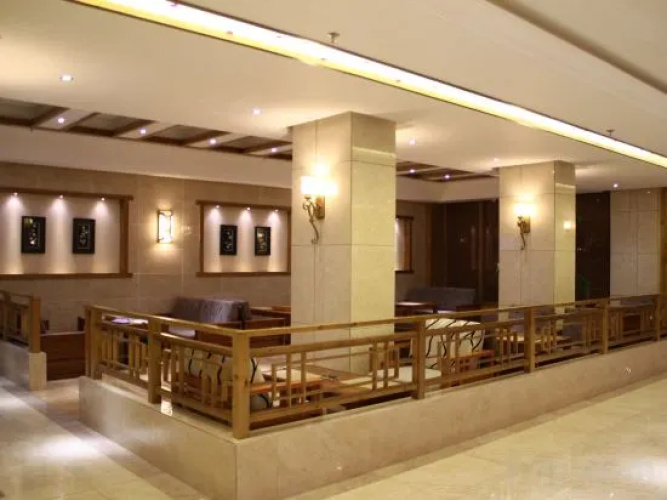 Mingmen Hotel