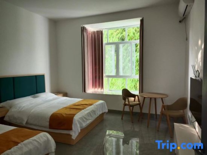 4 Bedrooms Suite