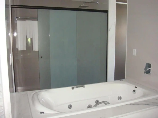 Deluxe Suite with balcony