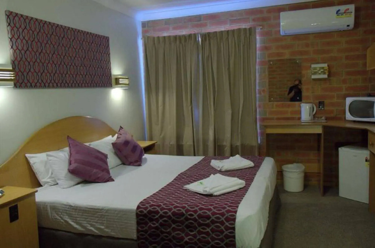 Pooraka Motor Inn