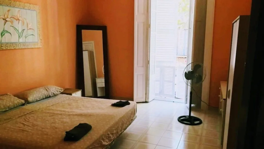 Hostal Marqués del Campo - Hostel