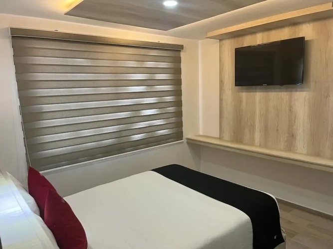 1 Bedroom Business room