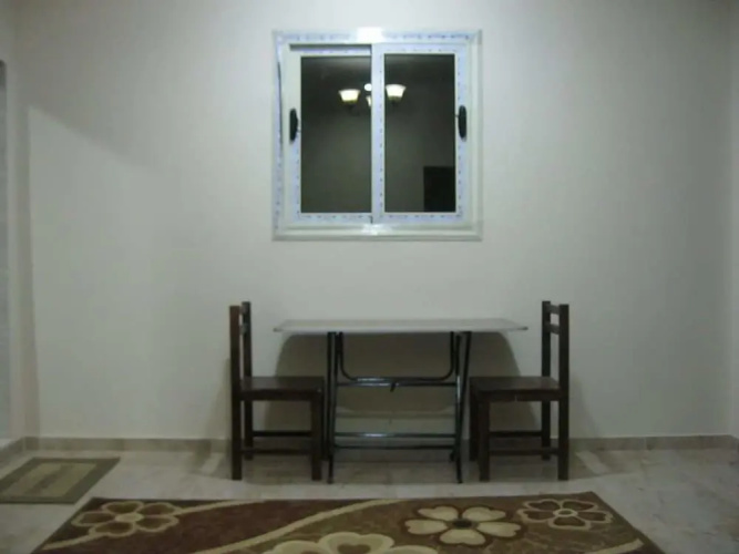 Three Bedroom Apartment With Pyramids View