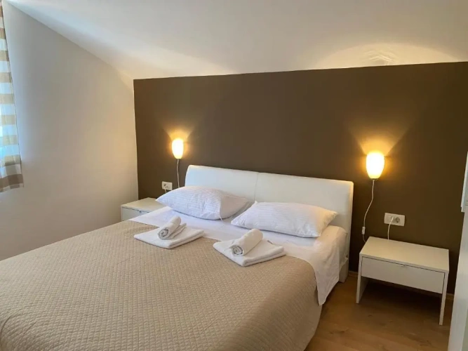 1 Bedroom Deluxe Apartment