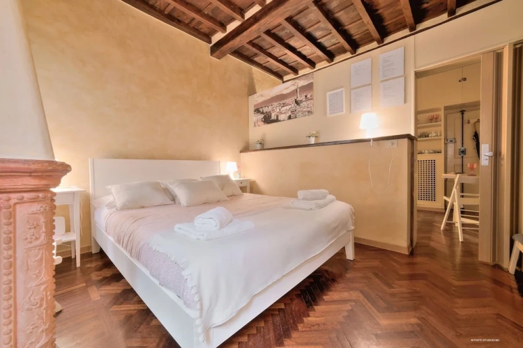 1 Bedroom Apartment with balcony