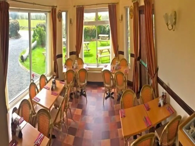 Cadwgan House Hotel