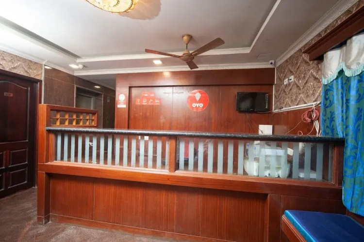 Oyo 2490 Sr Pradeep Park