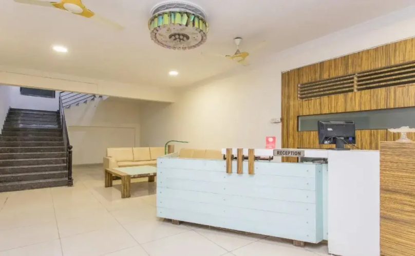 Hotel PS9 by OYO Rooms