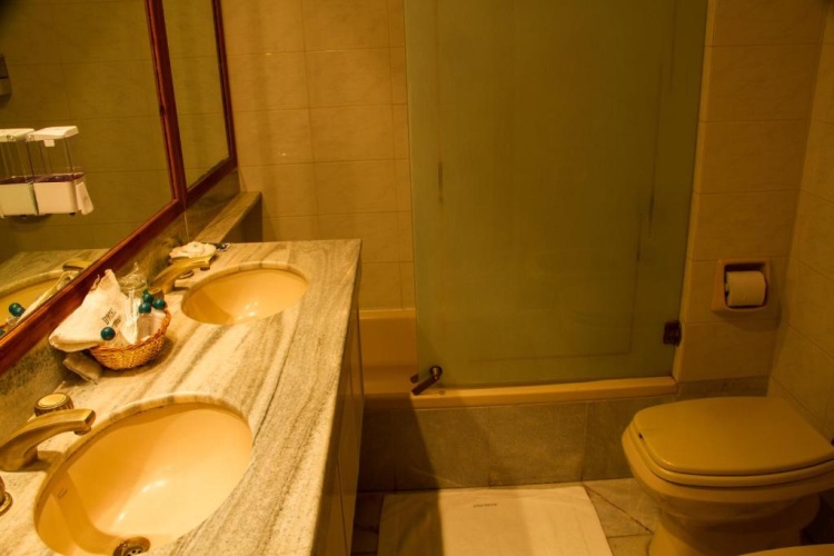 Standard Double room with partial view