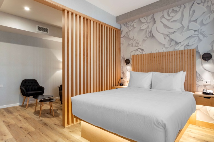 Double Suite